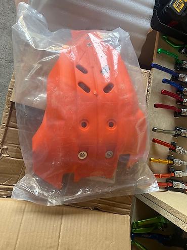 Мотозапчасти и аксессуары: Новый — 29