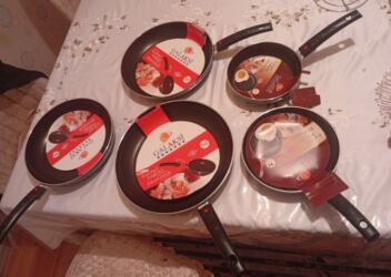 Аксессуары для кухни: Сковородка, цвет - Черный, Антипригарный, Турция