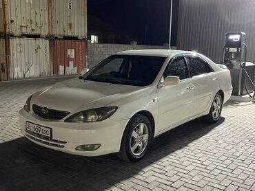 срочно продается машина: Toyota Camry: 2003 г., 2.4 л, Автомат, Бензин, Седан