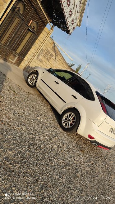 Ford: Ford Focus: 1.6 l | 2006 il 367447 km Hetçbek — 10