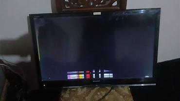 Televizorlar: Sharp televizorun satılır.Ekraninda xett var.Pultu yoxdu.Qiymet sondu — 2