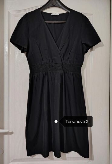 Haljine: Ženska haljine – (različiti modeli i dezеni ) 1) Crno-bela haljina — 6