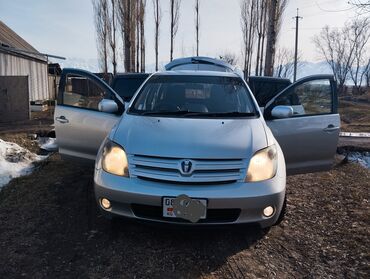 Toyota: Toyota ist: 2002 г., 1.5 л, Автомат, Бензин, Хэтчбэк