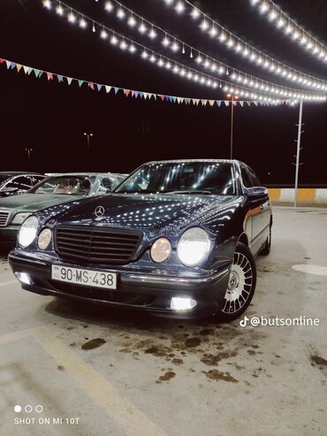 Mercedes-Benz: Mercedes-Benz E 200: 2 l | 2000 il Sedan — 13