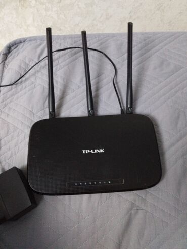 Модемы и сетевое оборудование: ПРОДАЮ WIFI РОУТЕР 👊💸