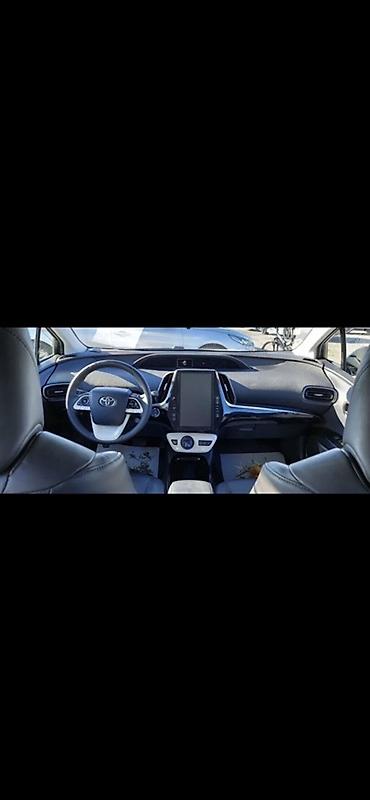 bud e9: Toyota Prius: 2017 г., 1.8 л, Автомат, Гибрид, Хэтчбэк — 5