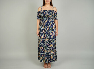sukienki na wesele obcisła: Women`s dress, size XL
