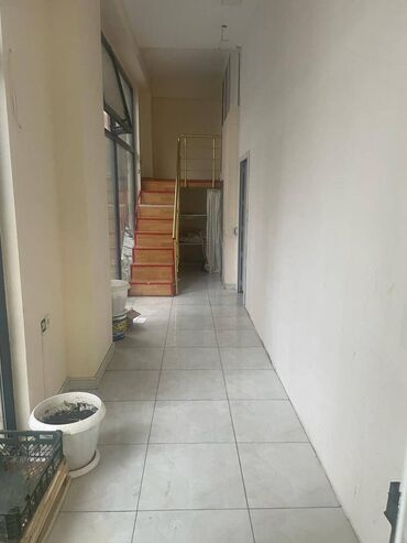 Digər kommersiya daşınmaz əmlakı: Obyekt icarəyə verilir. Nesimi rayonu Azadlıq pro. 130 kv etrafında — 3