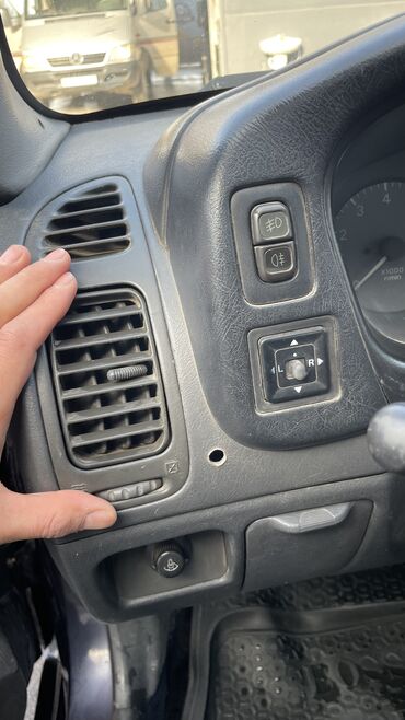 Mitsubishi: Mitsubishi Lancer: 1996 г., Механика, Бензин — 13