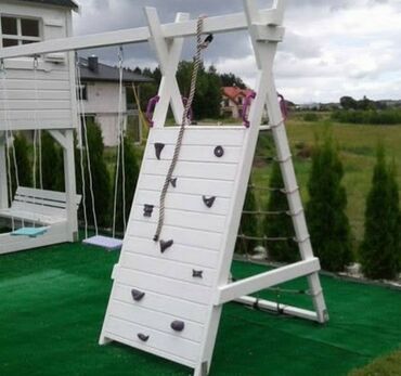 Digər biznes avadanlığı: Yelləncəklər
Ünvan:Qala — 5