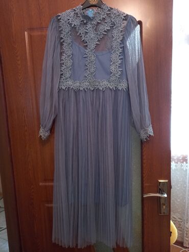 Вечернее платье, M (EU 38)