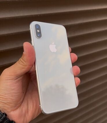 заблокированные айфоны: IPhone X, Күмүш