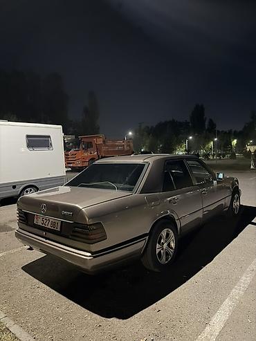 моторчик печки 124: Mercedes-Benz W124: 1990 г., 2.3 л, Механика, Газ, Седан — 4