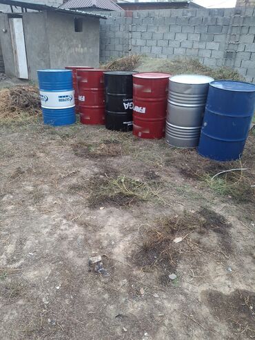 бачок для туалета: Бочка Металл