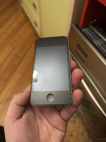 Apple iPhone: IPhone 4S, Qara — 3