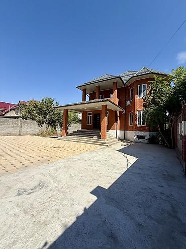 vector: 🏡 Продается дом Жибек Жоолу/Логвиненко 📍 Улица Логвиненко 81. 🌳 — 8