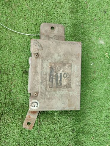 Другая автоэлектроника: Блоки управления аирбагами, двигателем, КПП at lalafo.kg — 18 Другая автоэлектроника: Блоки управления аирбагами, двигателем, КПП — 18