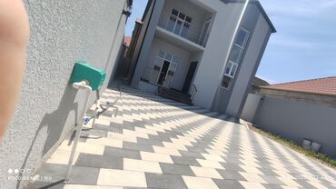 Həyət evləri və villaların satışı: Binə 4 otaqlı, 220 kv. m, Kredit yoxdur, Yeni təmirli