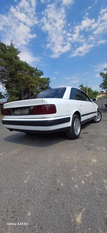 Audi: Audi S4: 1991 г., 2 л, Механика, Бензин, Седан