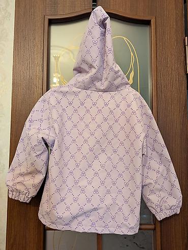 Верхняя одежда: Куртки и пальто для девочки, на 2-4 год. Можно носить до 100 — 5