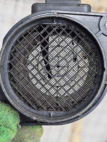 Датчики, сенсоры, предохранители: Расходомер Renault 2003 г., Б/у, Оригинал, Германия — 17