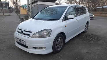 Toyota: Toyota Ipsum: 2002 г., 2.4 л, Автомат, Бензин, Минивэн