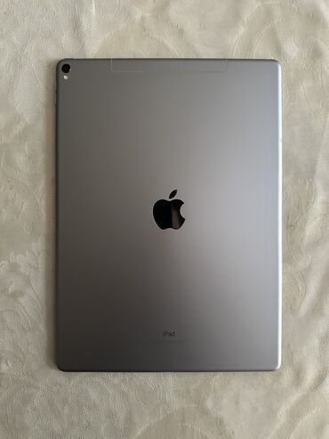 ipad 8 поколения: Планшет, Apple, эс тутум 256 ГБ, 12" - 13", 4G (LTE), Классикалык түсү - Күмүш