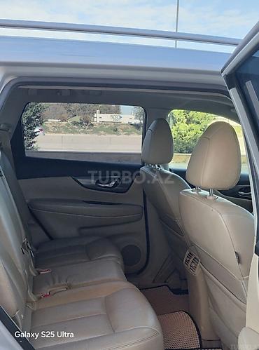 Nissan: Nissan X-Trail: 2.5 l | 2014 il Krossover — 12