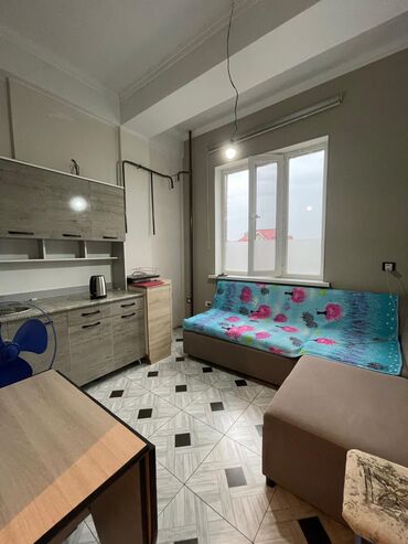 квартира 7 микрорайон: 1 комната, 27 м², 2 этаж