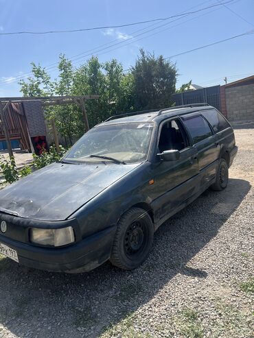 лт фольксваген: Volkswagen Passat: 1992 г., 1.8 л, Механика, Газ, Универсал