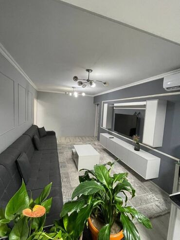 Продажа квартир: 3 комнаты, 58 м², 104 серия, 1 этаж, Евроремонт