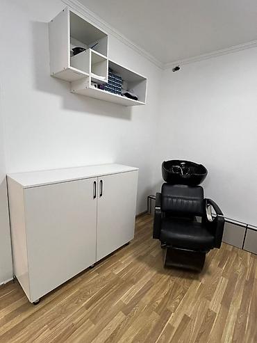 Продажа салонов красоты и кабинетов: Маникюрный салон 65 м², 3 комнаты, С ремонтом, С оборудованием, Многоэтажное жилое здание, Отдельная кухня — 8