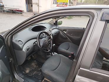mini kuper: Toyota Yaris: 2004 г., Автомат, Бензин, Хэтчбэк — 1