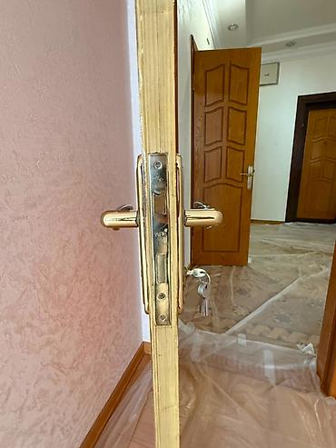 Digər mebel: 1 qonaq otaqi qapisi 1 metbex qapisi 2 yataq otaqi qapisi 2 — 9