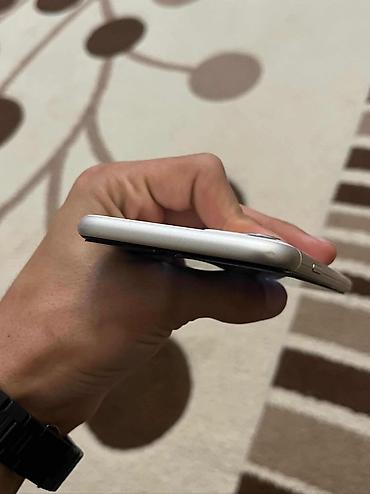 Apple iPhone: IPhone 11, Ağ, Face ID — 3