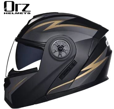 перчатки и шлем: Мотоциклетный шлем-модуляр Orz Helmets в матовом черном цвете с