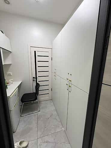 нужны: Сдаю The entire room: Для стоматолога, 87 м², С ремонтом, С оборудованием, С отдельным входом, С отдельным сан узлом — 3