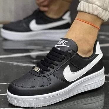 Women's Sneakers and athletic shoes: 36-44
3400 — 5