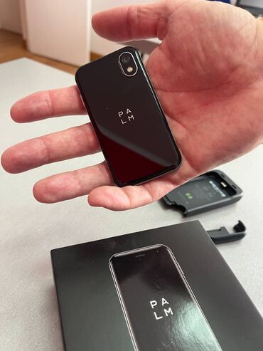 Ostali mobilni telefoni: PALM mobilni telefon u fabričkom pakovanju, sa svim dodacima: -punjac — 5