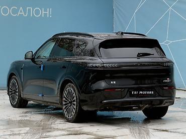 Voyah: Voyah Бесплатно: 2025 г., 1.5 л, Автомат, Электромобиль, Кроссовер — 3