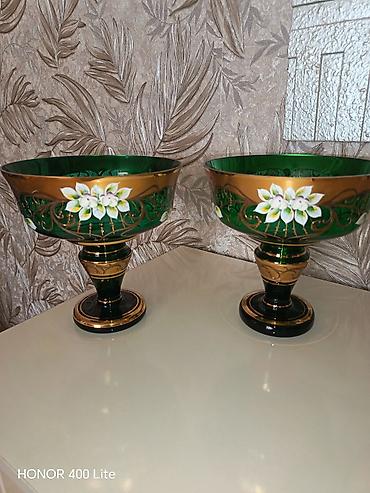 şirniyat qabları: Ikili bəzəkli şirniyyat qabı dəsti - Material: qalın şüşə - Rəng — 1