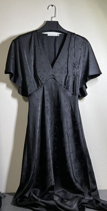 женская вечерняя платье: Кече көйнөгү, Коктейл, Узун модель, Атлас, Жеңдери менен, M