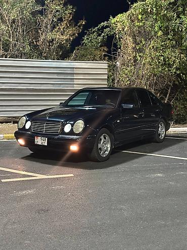 Mercedes-Benz E-Class: 1997 г., 2 л, Автомат, Бензин, Седан