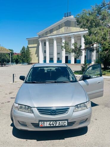 машина в москве: Mazda 626: 2001 г., 2 л, Механика, Бензин, Хэтчбэк