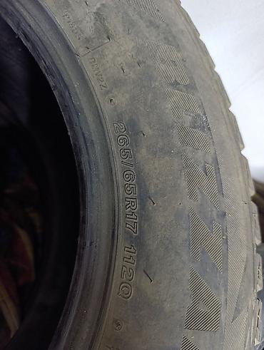 Шины: Комплект зимних шин Bridgestone Blizzak DM-V2 - Размер: 265/65 R17 - — 4