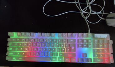 klaviatura satışı: Teze kimi düm aĝ klaviatura satilir problemsiz rgb klavadir