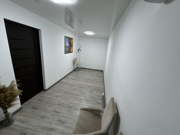 аренда парикмахерскую: Сдаю Кабинет в салоне, 18 м², Для бровиста, Для визажиста, Для лешмейкера