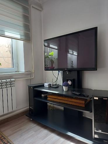 Продажа коттеджей и домов: 🏡 Продаётся дом с магазином в Бишкеке 📍 Район: Кызыл-Аскер 🛏 4 — 4
