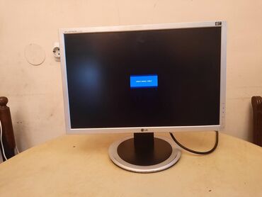 Monitori: LCD LG monitor za desktop racunar, kompjuter.
Ispravan.
Bez kablova — 4