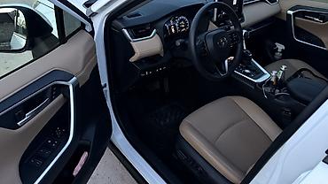 Toyota: Toyota RAV4: 2023 г., 2.5 л, Вариатор, Гибрид, Кроссовер — 10